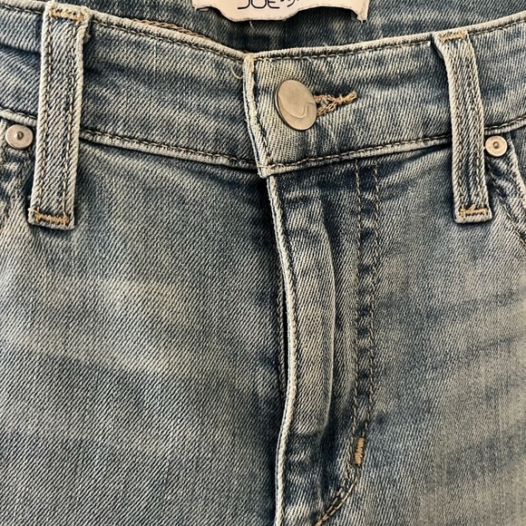 Joe’s Boyfriend Slim Ankle Distressed Jeans 24 - Picture 6 of 7